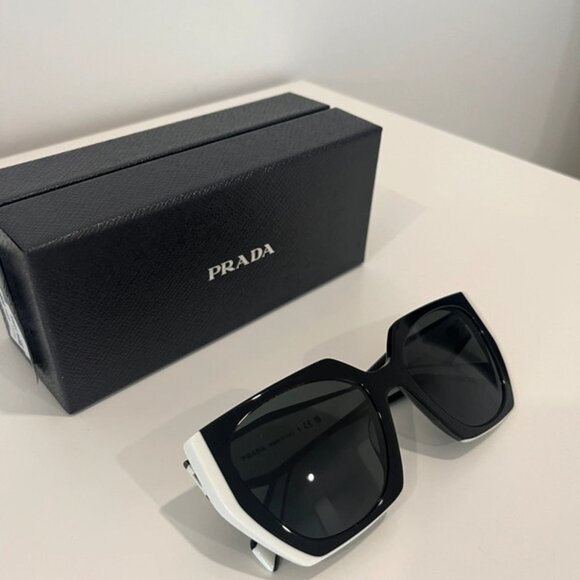 Prada Sunglasses - Picture 4 of 6